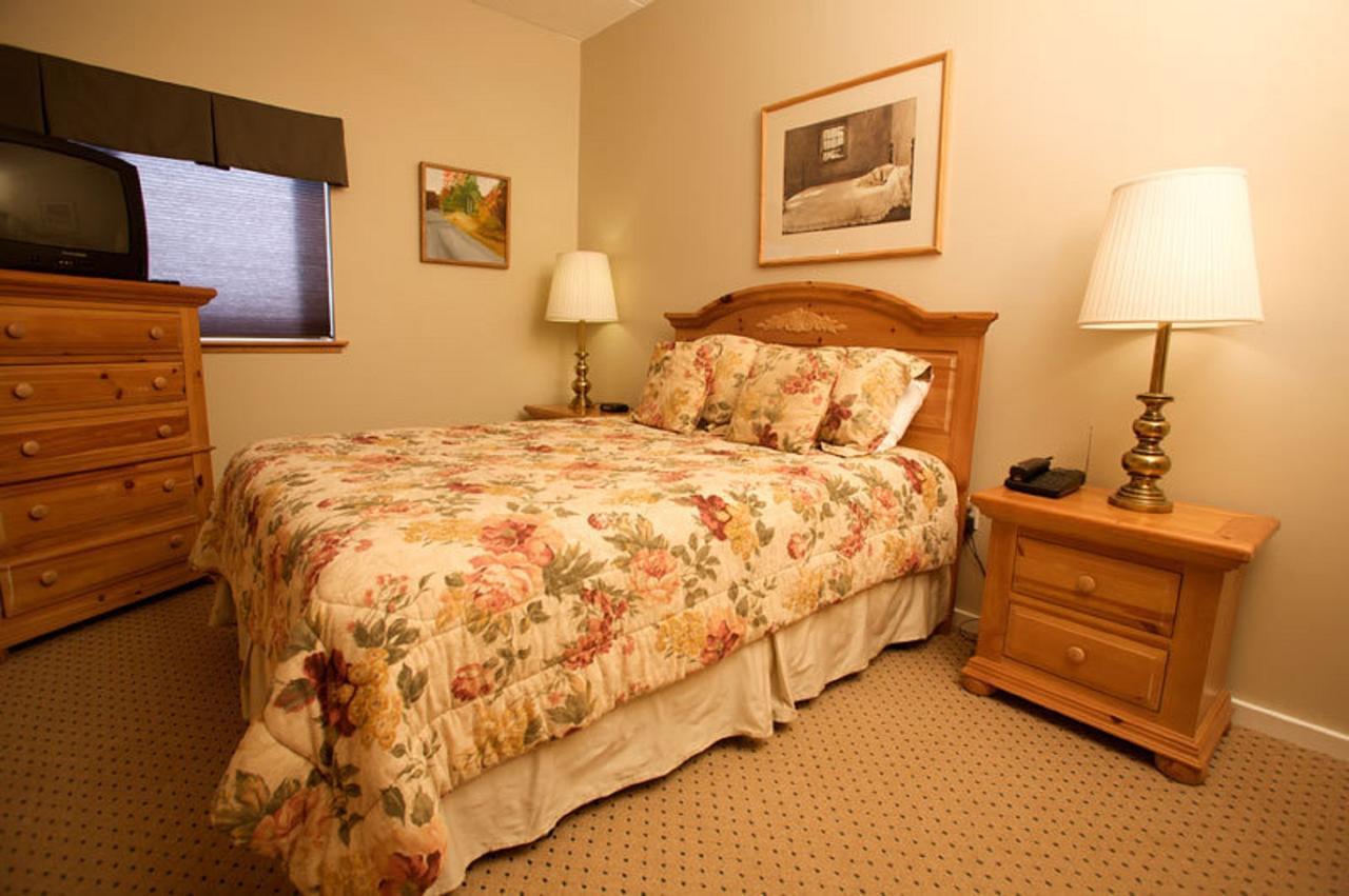 Pinnacle Condominiums Mendon Buitenkant foto